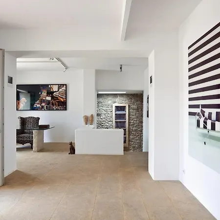 Вилла Liberation